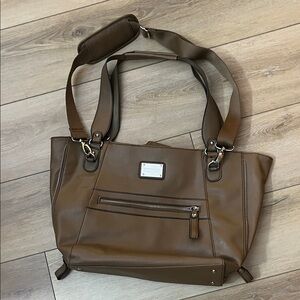 NWOT Kenneth Cole Reaction Brown Leather Laptop Computer Tote Bag.